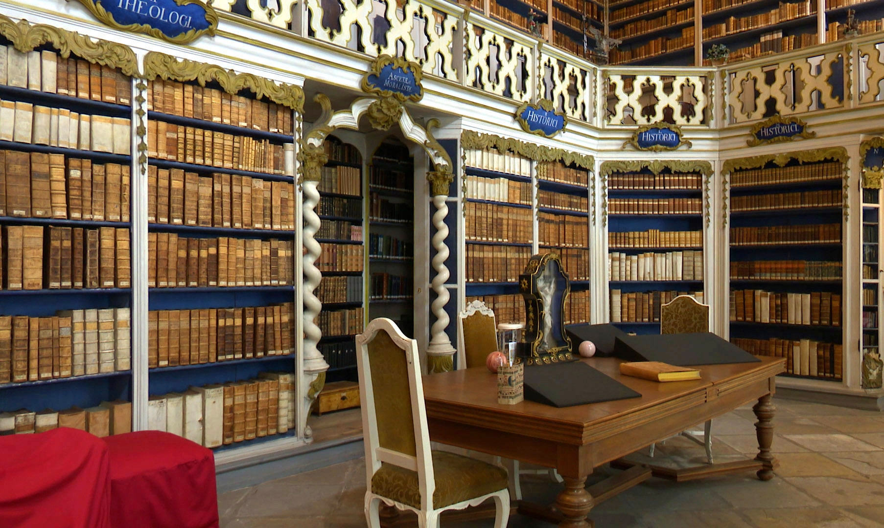Lehrfilm Kloster Bibkiothek