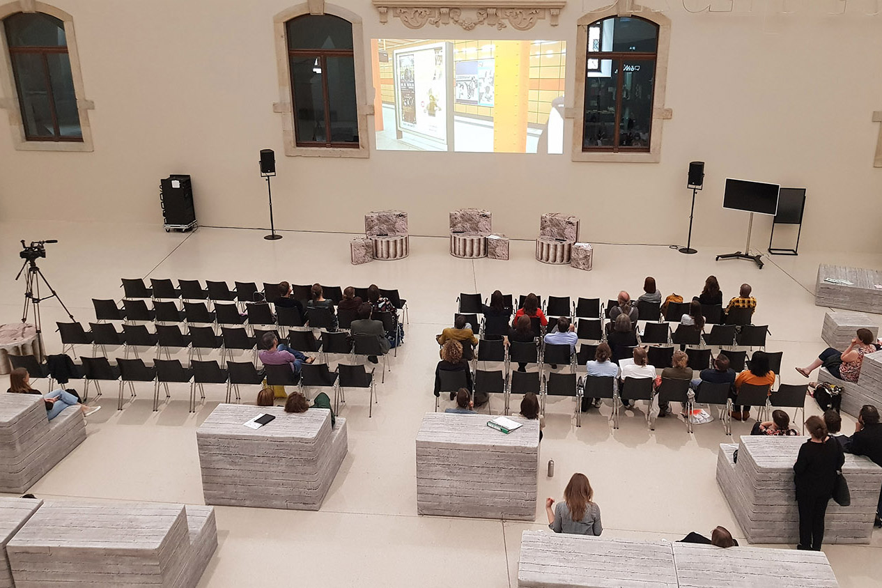 SKD Livestream Foyer